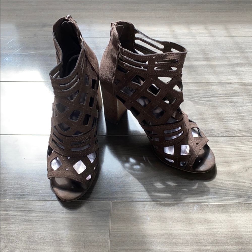 Carlos Santana heels